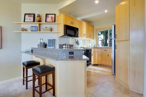 River Ridge Two-bedroom Condos