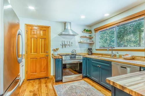 Chic Hideaway Retreat