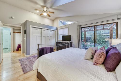 Perfectly Placed Plum Cottage