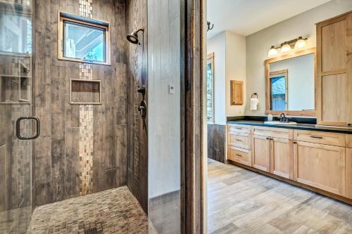 Apartamento New Listing! Duplex On Deschutes River With Hot Tub Duplex