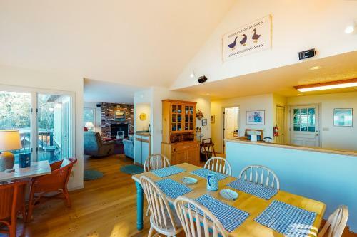 Secluded Cannon Beach Escape