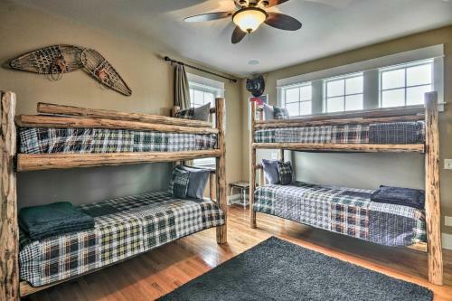 Group-friendly Hood River House With Deck, Game Room