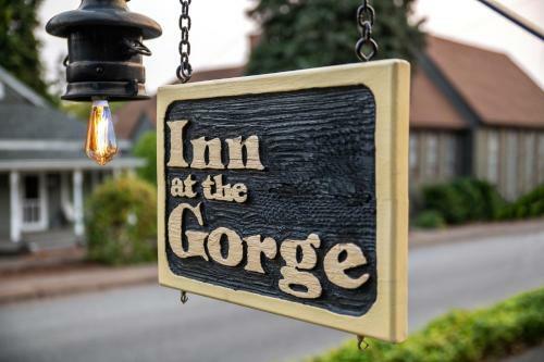 Bed & Breakfast Inn At The Gorge