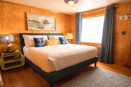 Hotel Anchor Inn Resort
