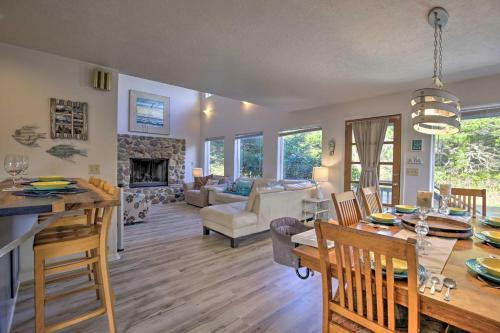 Relaxing Coastal Escape 450 Feet To The Beach