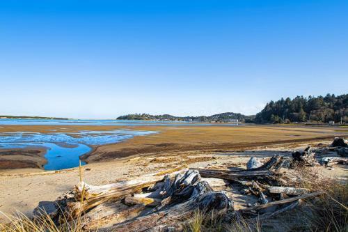 Siletz Bay Getaway