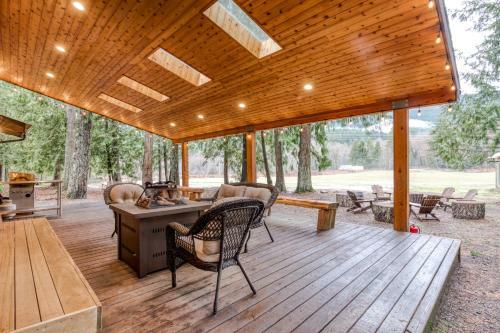 Clear Creek Retreat