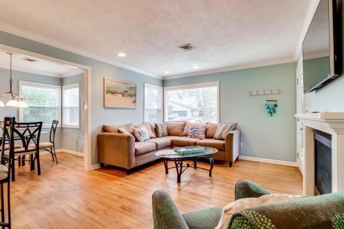 Kc's Cottage By The Sea