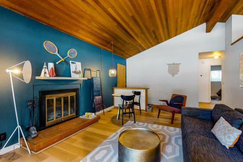 24 East Butte