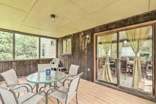 Poconos Mountain Retreat With Game Room Mins To Lake