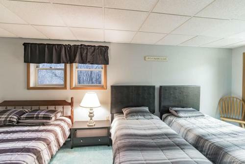 Bed & Breakfast Hickory Haven-poconos-sleeps 11-gameroom