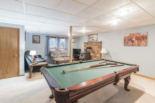 Bed & Breakfast Hickory Haven-poconos-sleeps 11-gameroom