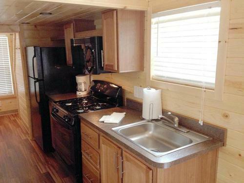 Round Top Loft Cottage 1