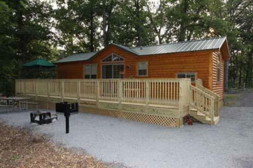 Round Top Two-bedroom Cottage 10