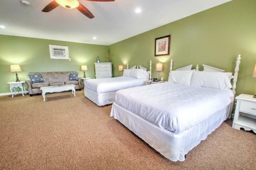 Hotel East Shore Lodging