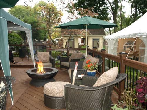 Manheim Manor Bed & Breakfast