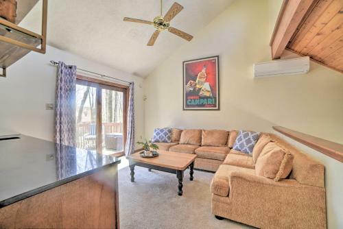 Rustic Lake Harmony Home With Deck And Wooded Views!