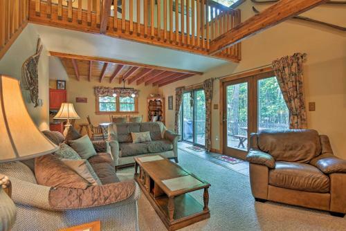 Lake Harmony House With Deck And Big Boulder Views