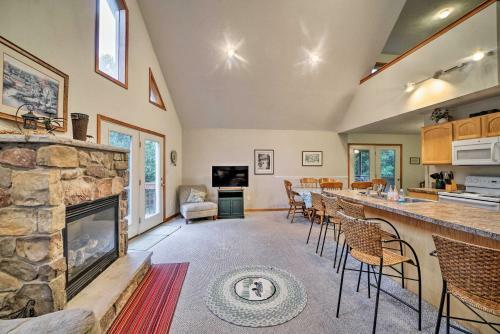 Lake Harmony Home With Hot Tub, Deck And Game Room