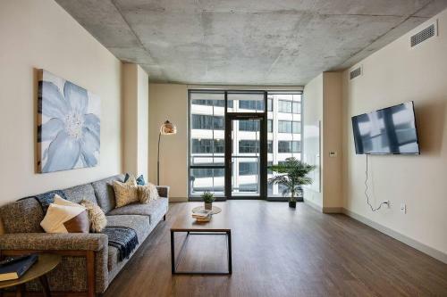 Apartamento Luxury Retreat + Amenitized Building