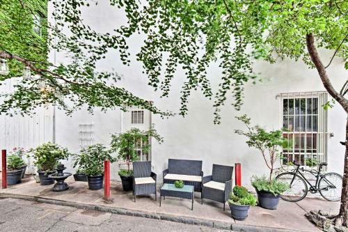 Trinity Home In Center City With Free Parking!