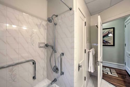 Spacious Reading Home With Patio - 2 Miles To Pagoda!