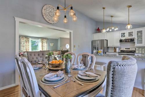 Amenity-packed Mtn Home With Hot Tub And Fire Pit