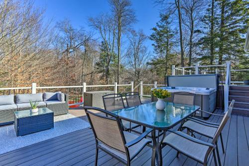 Amenity-packed Mtn Home With Hot Tub And Fire Pit