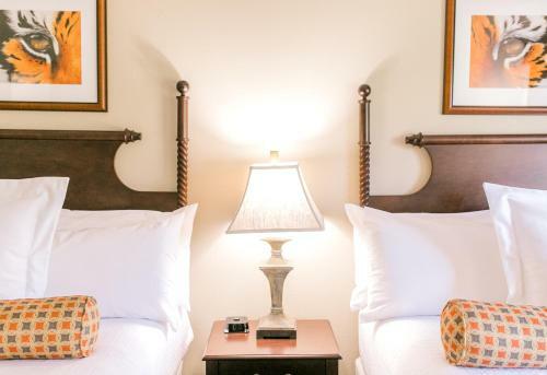 Hotel James F. Martin Inn