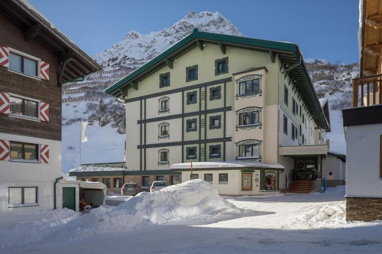 Hotel Albona Nova