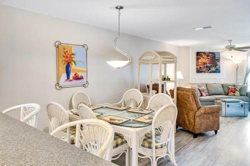 Villa Mariner's Cay Condos