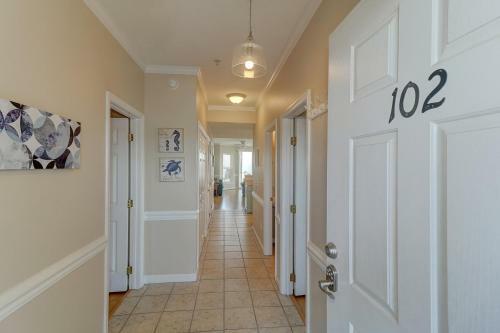 Seaside Villa 102 On Folly Beach