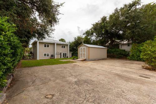 612 E Ashley - Shore Beats Work - 4 Bedrooms