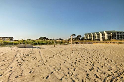 Apartamento Coastal Condo With Resort Amenities - Steps To Beach!