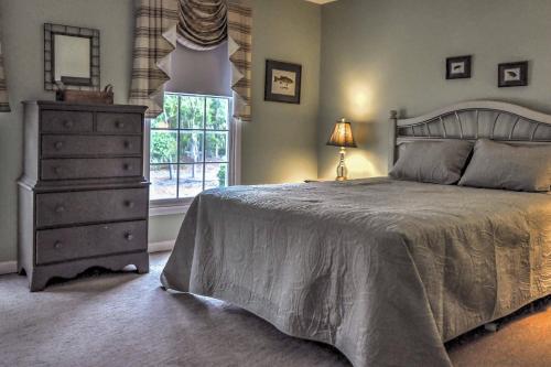 Bright Hilton Head Island Villa - Bike To Beach!