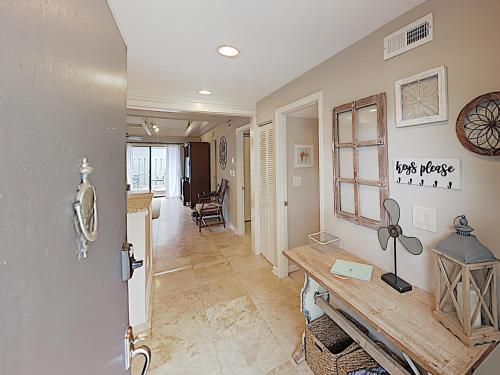 Apartamento Queens Grant Unit 740 Condo