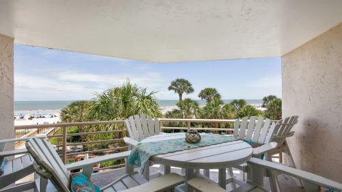 1206 Villamare Villas