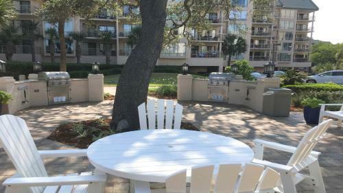 1206 Villamare Villas