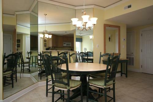Windsor Court North 4204