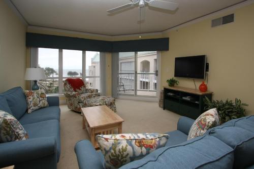 Windsor Court North 4204