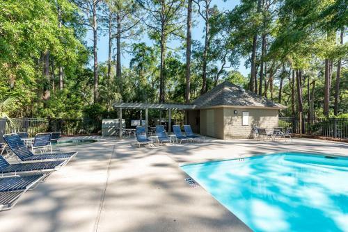 1030 Sparrow Pond Cottage
