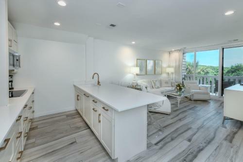 2374 Shipwatch Villa