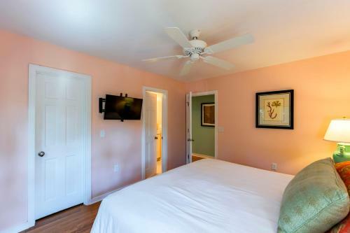 4257 Mariners Watch Villa