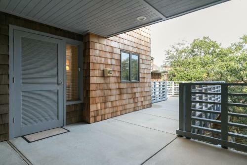 4455 Windswept Villa