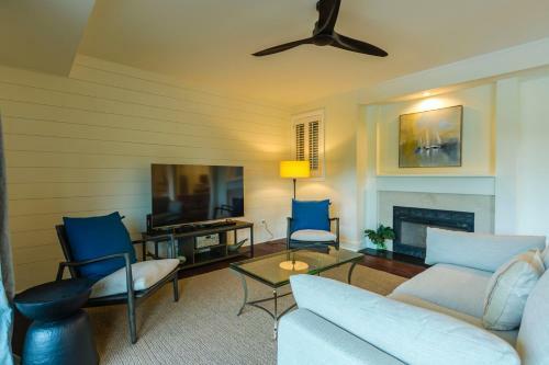 4956 Turtle Point Villa