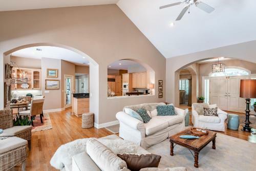 97 Jackstay Court
