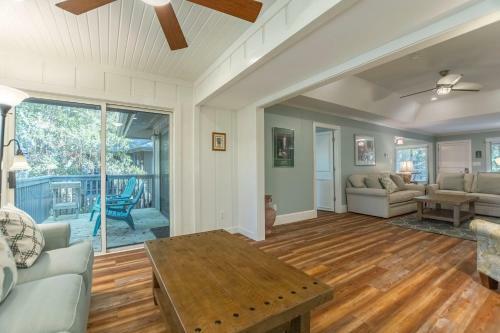 4170 Night Heron Cottage