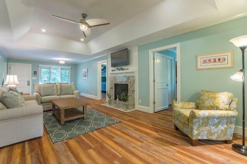 4170 Night Heron Cottage