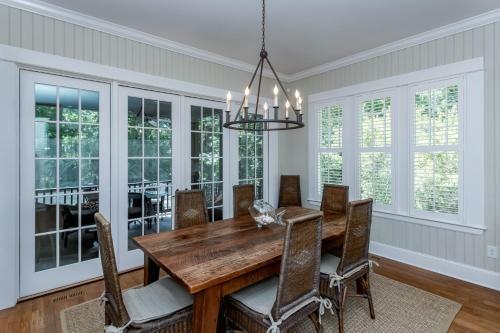 162 Surfsong Road