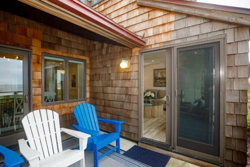 4304 Windswept Villa